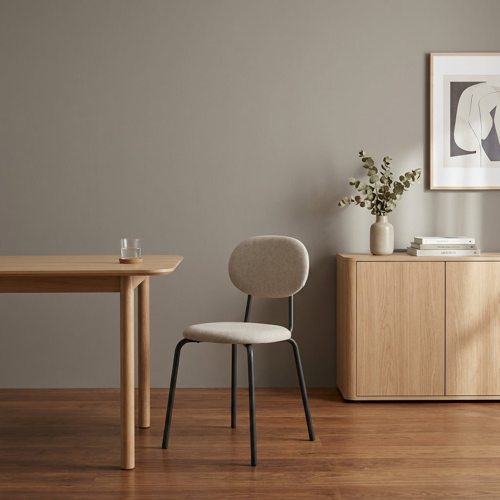 Design-Polsterstuhl "Lumi" – Eleganter Esszimmerstuhl in Creme-Beige & Schwarz