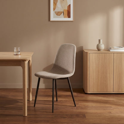 Moderner Polsterstuhl im Skandi-Design – Beige mit dunklen Beinen | Esszimmer- & Schreibtischstuhl